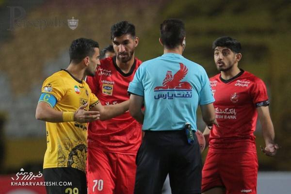 جنجالی ترین صحنه بازی پرسپولیس و سپاهان، پنالتی پرسپولیس سوخت؟